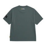 NATIONAL GEOGRAPHIC PATCH SEMI OVERSIZED TEE เสื้อยืดทีเชิ๊ตสำหรับผู้ชายและผู้หญิง - Rev Online