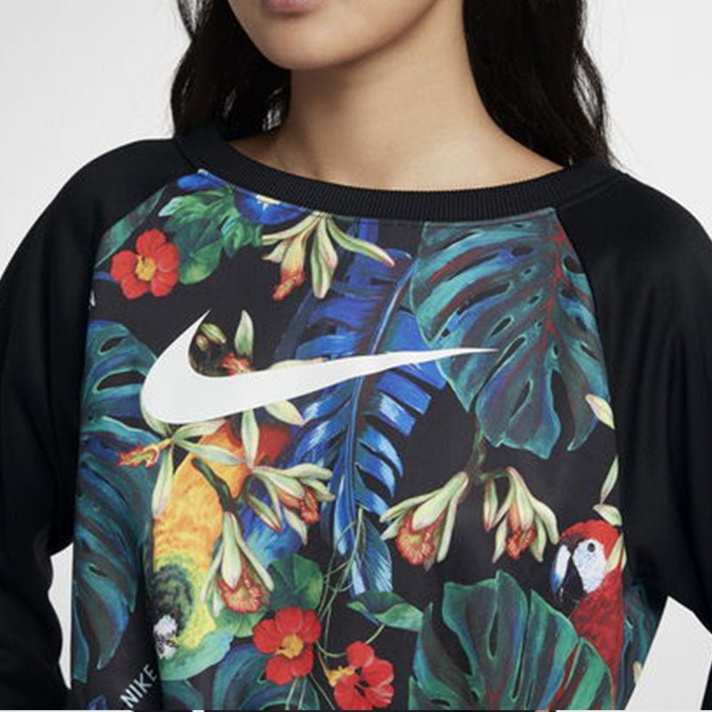 NIKE - AS W NSW CREW PK AOP HYPER FEM Women - Rev Online