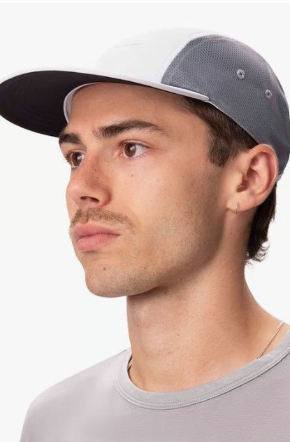 SAUCONY - KINVARA MESH HAT Unisex - Rev Online