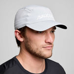 SAUCONY - OUTPACE HAT Unisex - Rev Online