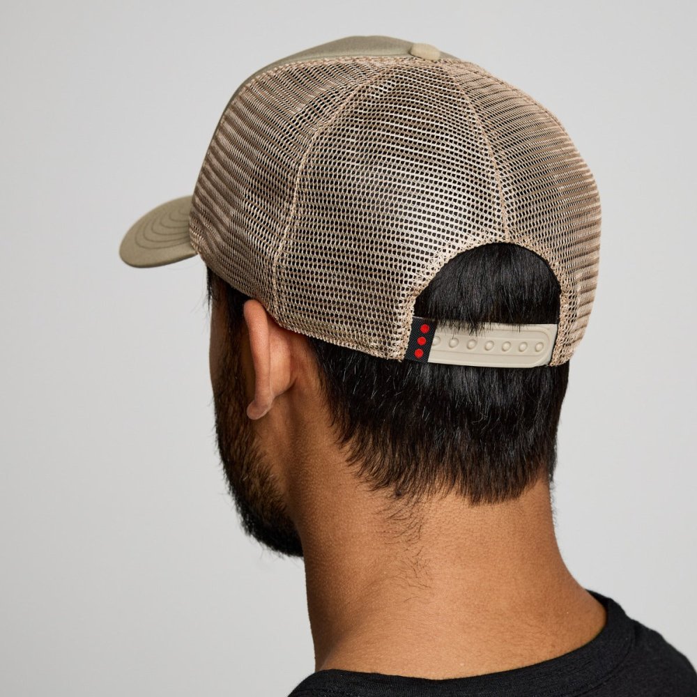 SAUCONY - SAUCONY FOAMIE TRUCKER HAT Unisex - Rev Online